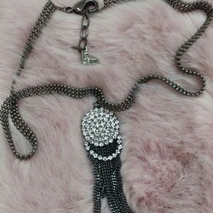 Liz Law Choker